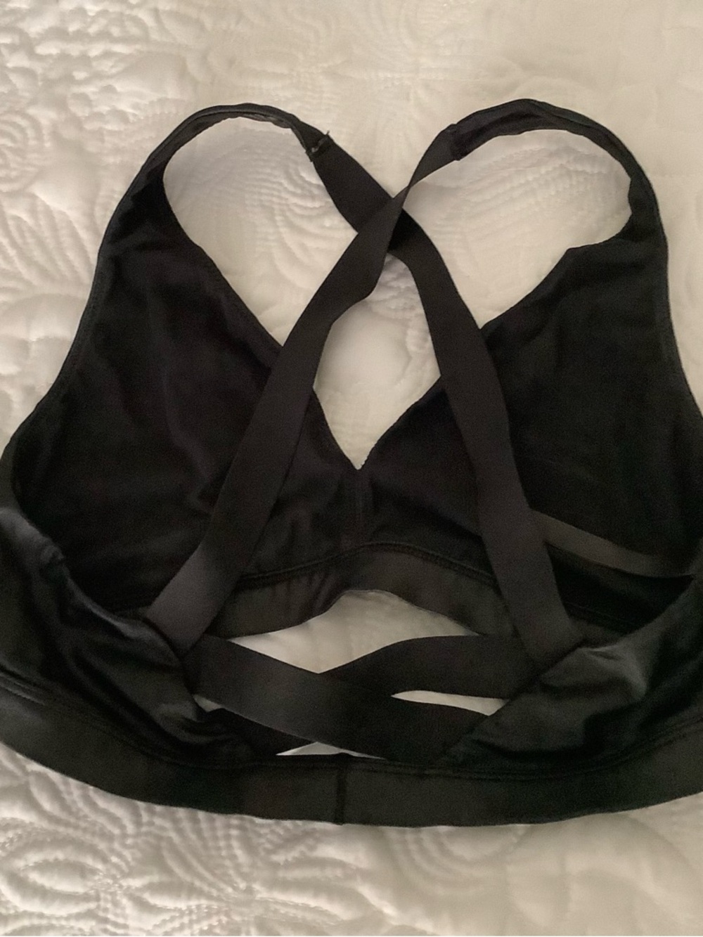 Victoria’s Secret Sport Black V-Neck Racerback Bralette - - Picture 2 of 3